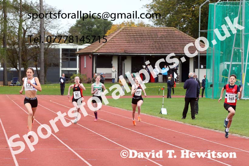 200 metres, NECAA Open Meeting, Morpeth, Sunday, October 18th. David T. Hewitson/Sports for All Pics